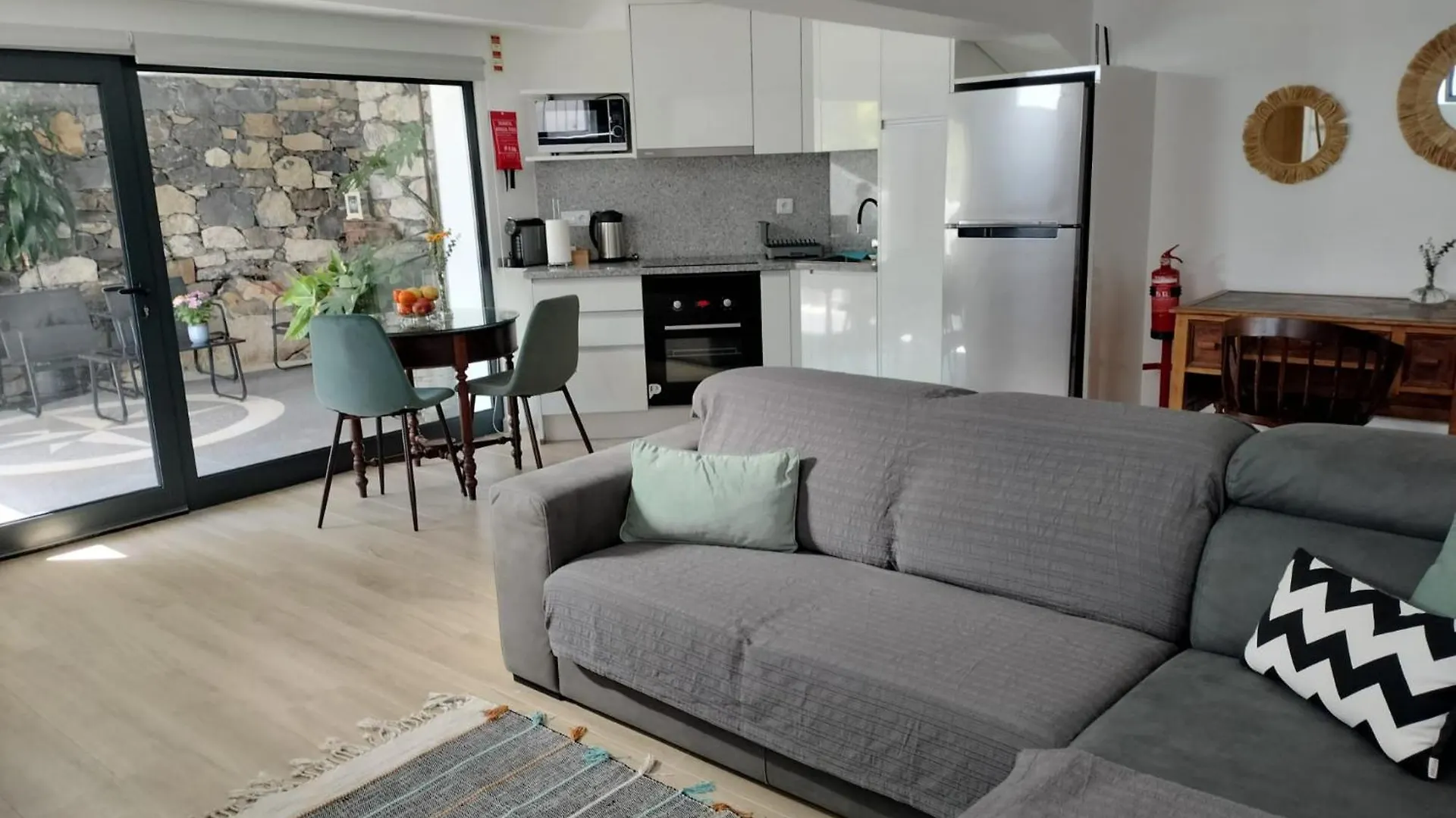 Merakihouse 푼샬